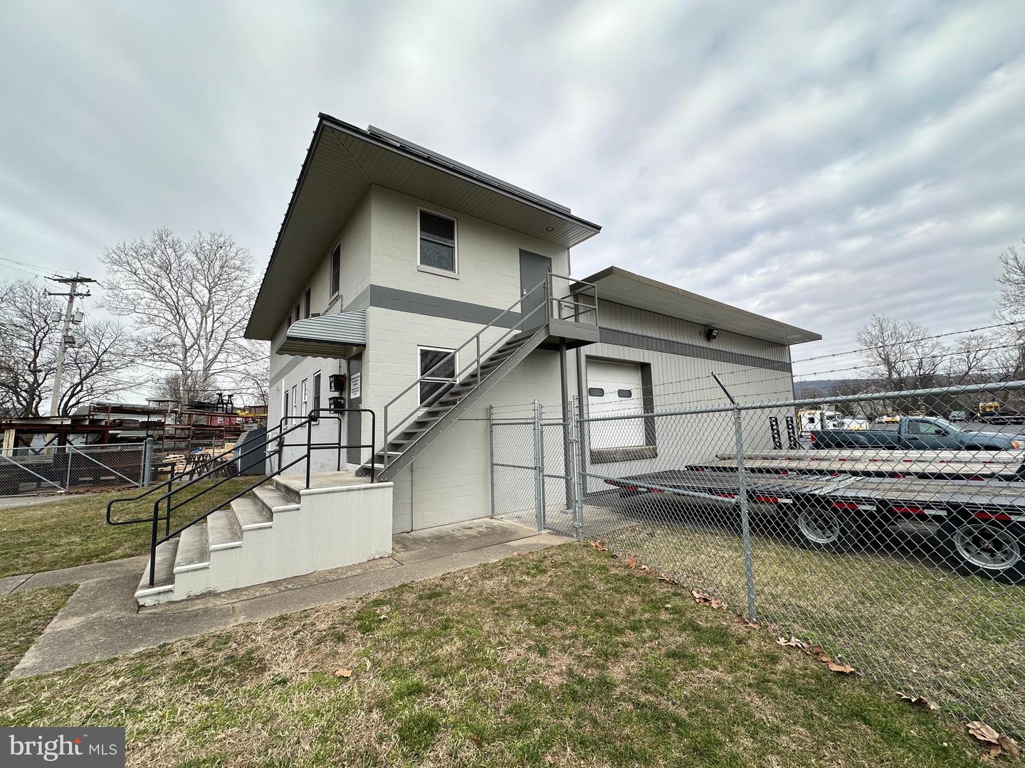 601 Water St Property Photo 1