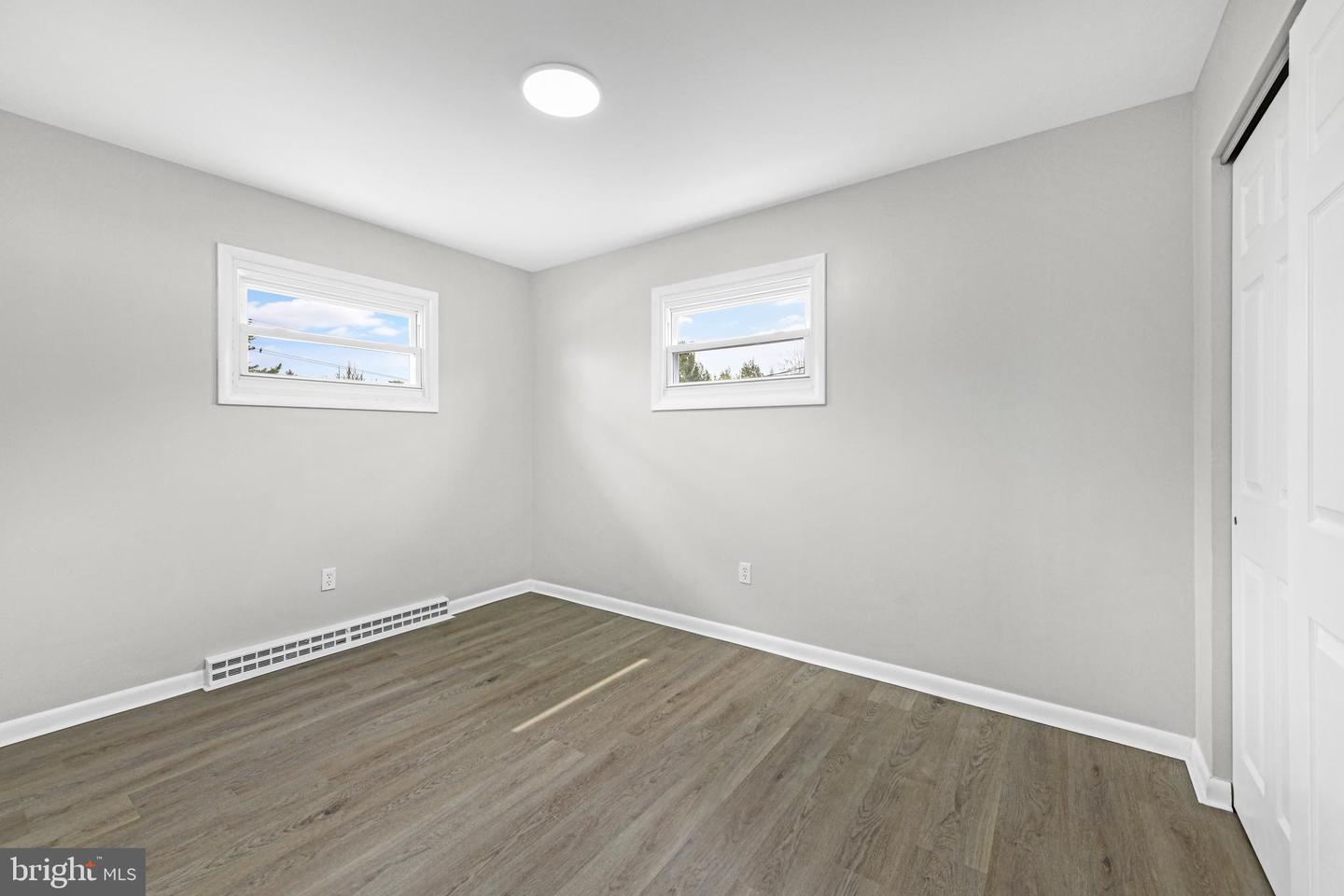 1344 Wingate Ave Property Photo 12