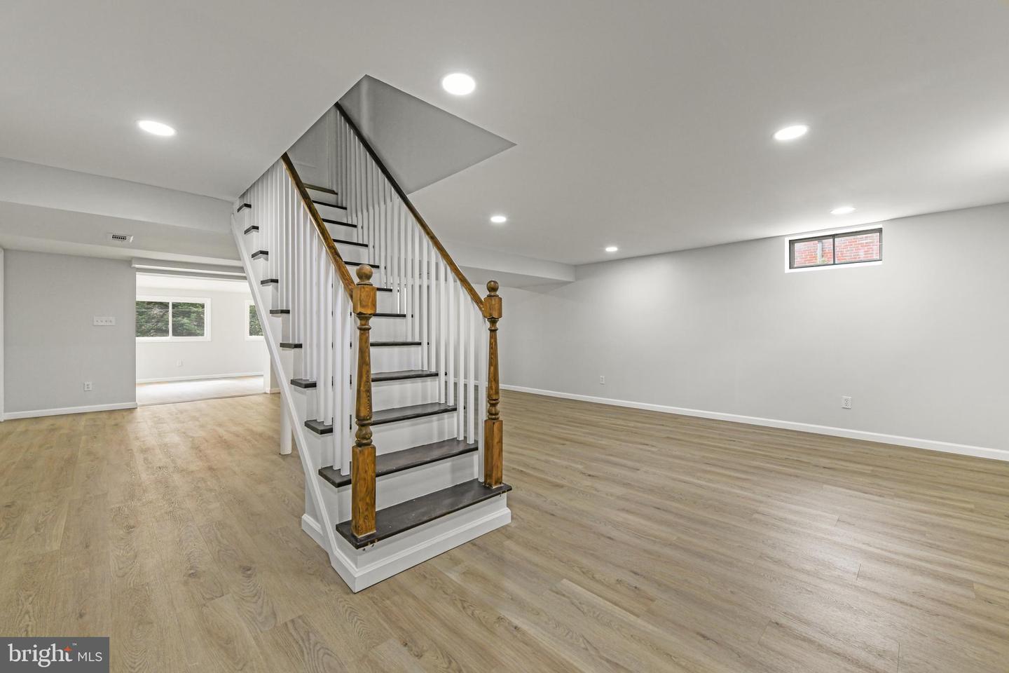 1344 Wingate Ave Property Photo 22