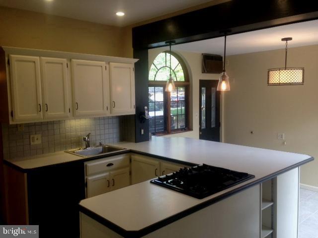 136 Robeson St Property Photo 12