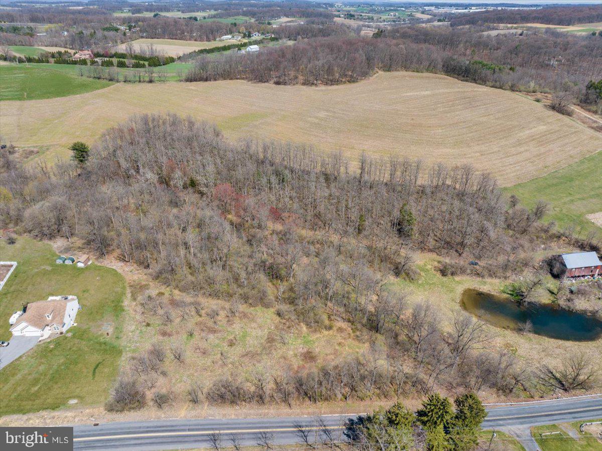 890-lot 4 Long Property Photo 1