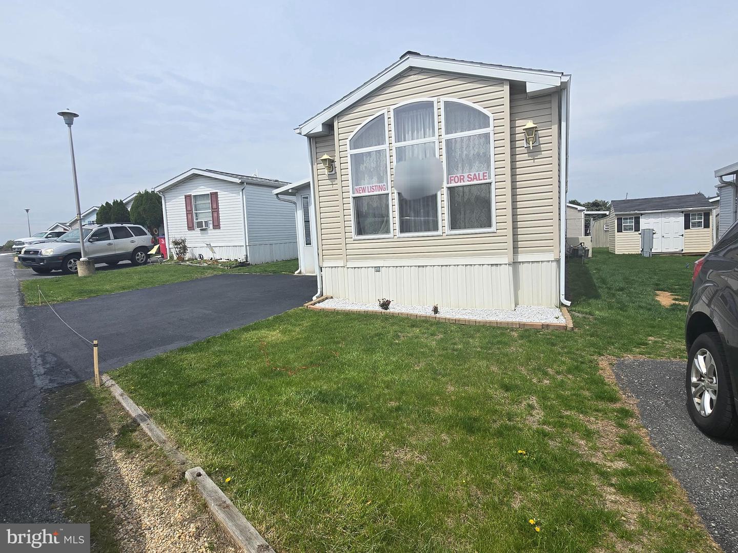 1015 Barberry Ave Property Photo 2