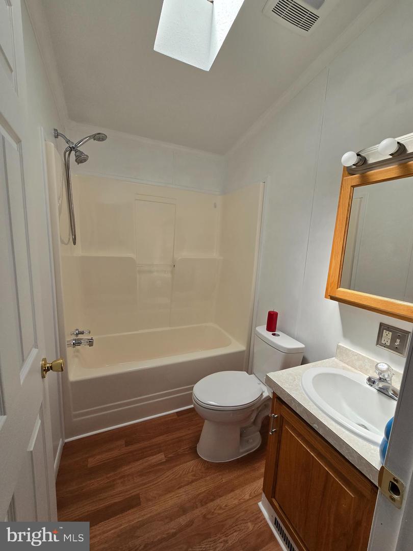 1015 Barberry Ave Property Photo 13