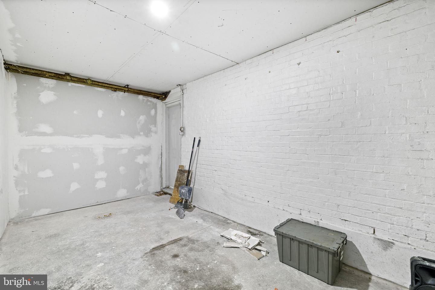1101 Chestnut St Property Photo 45