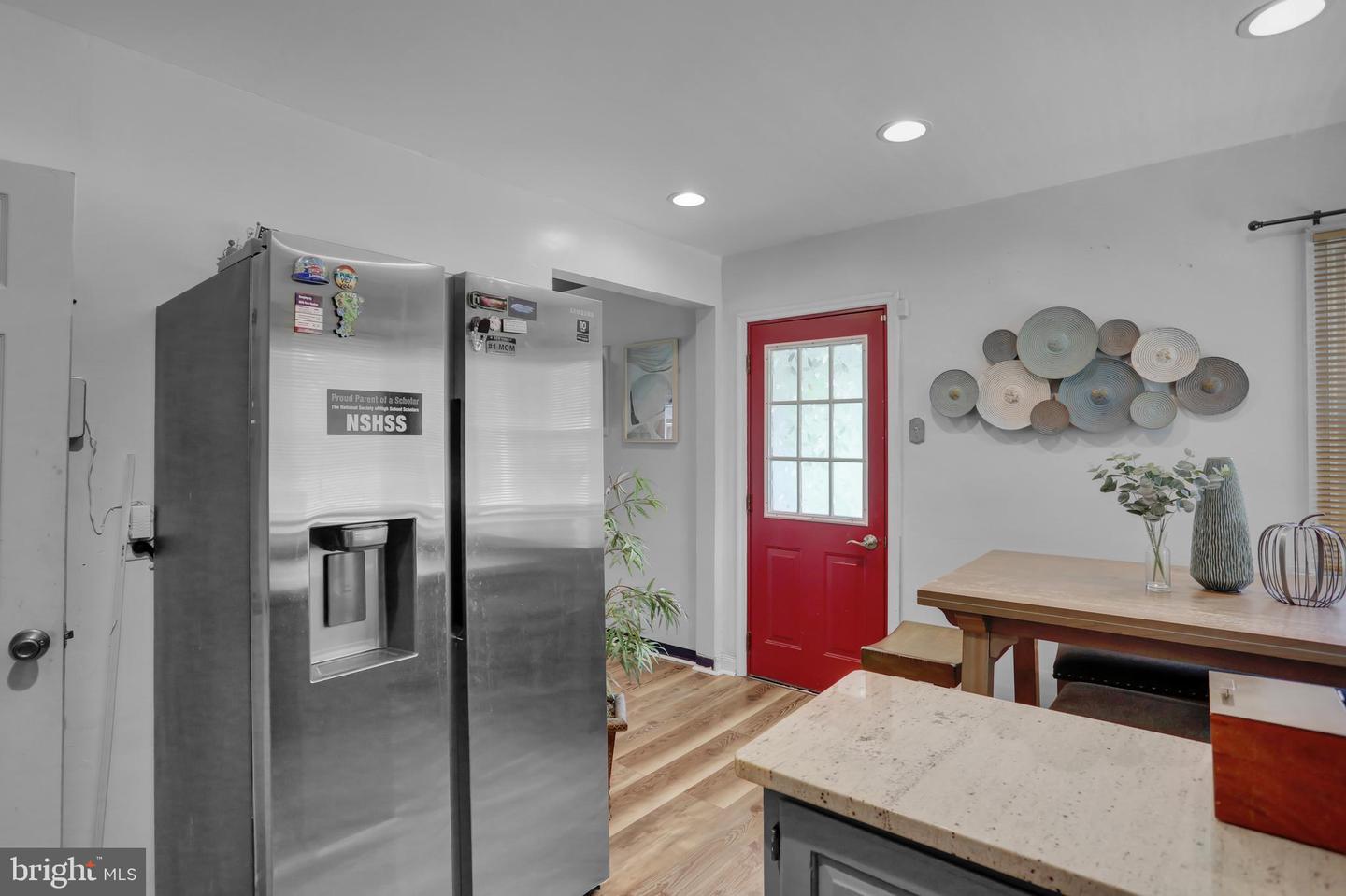 6 Darlin Dr Property Photo 21