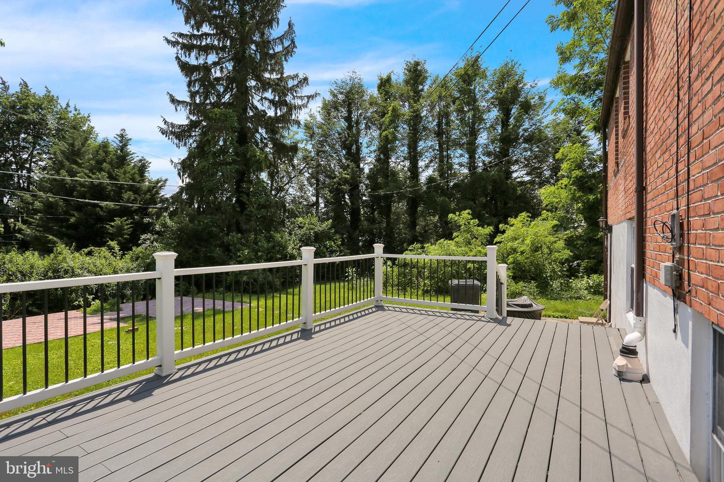 6 Darlin Dr Property Photo 29