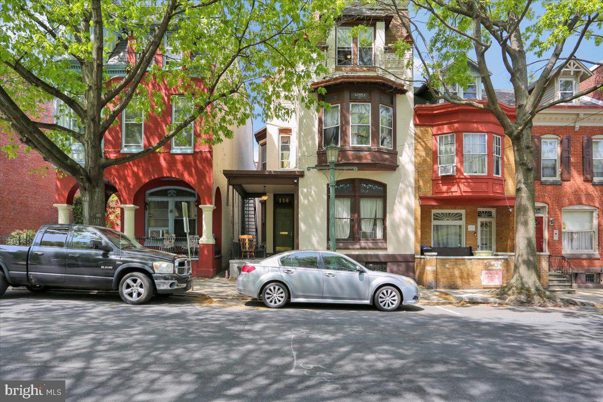 114 N 11th St Property Photo 2