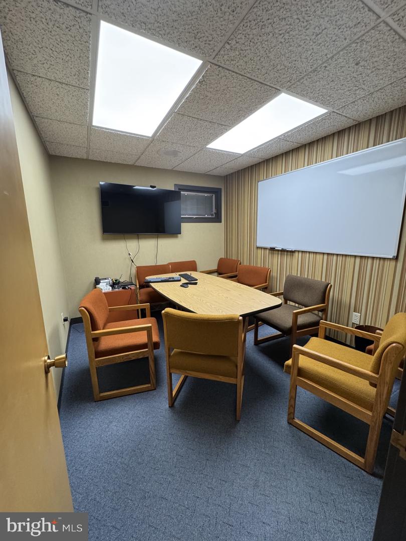 1311 Ben Franklin Hwy #main Floor Property Photo 14