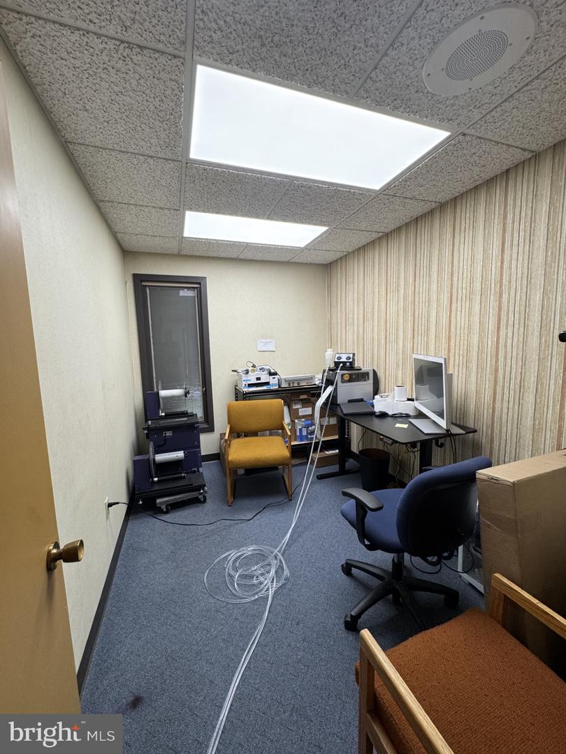 1311 Ben Franklin Hwy #main Floor Property Photo 19