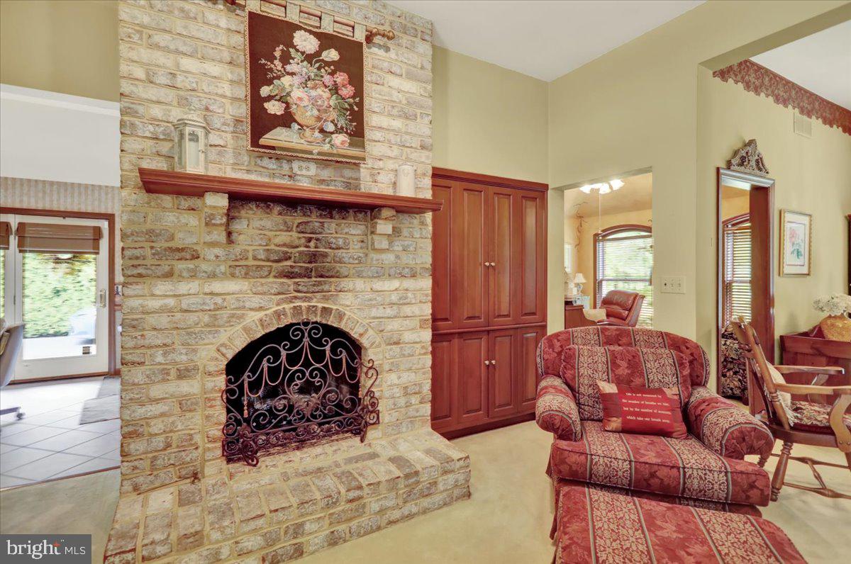 356 Chalet Dr Property Photo 13
