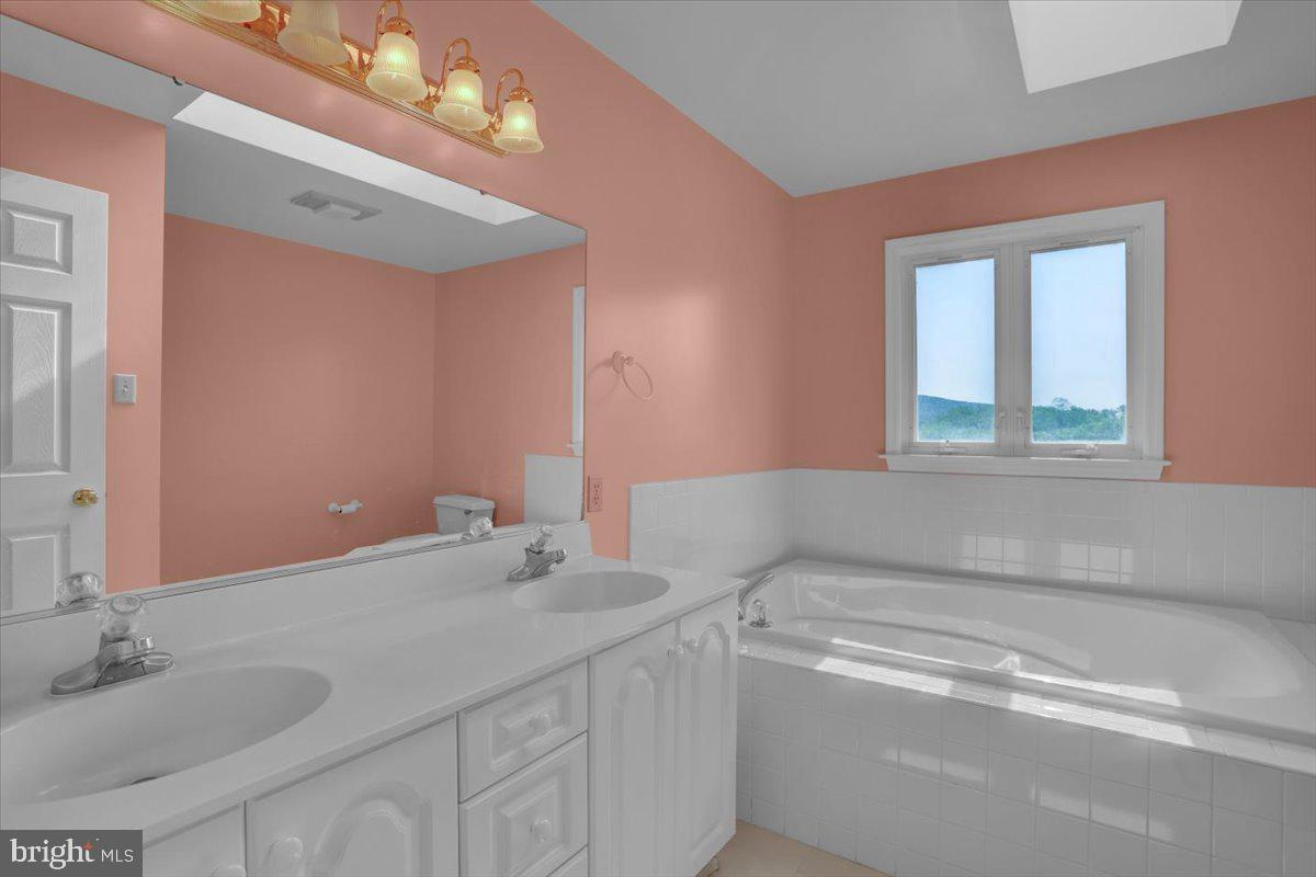 9 Arrowhead Dr Property Photo 24