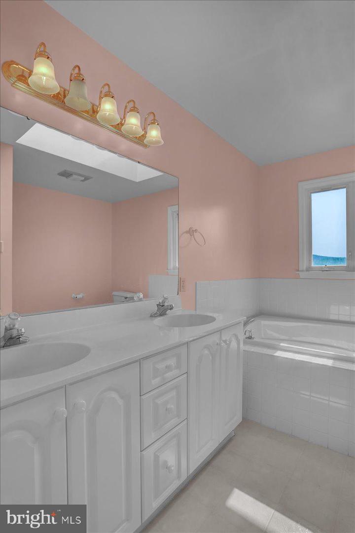 9 Arrowhead Dr Property Photo 25
