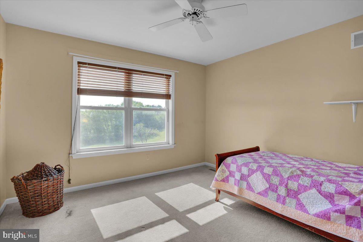 9 Arrowhead Dr Property Photo 29