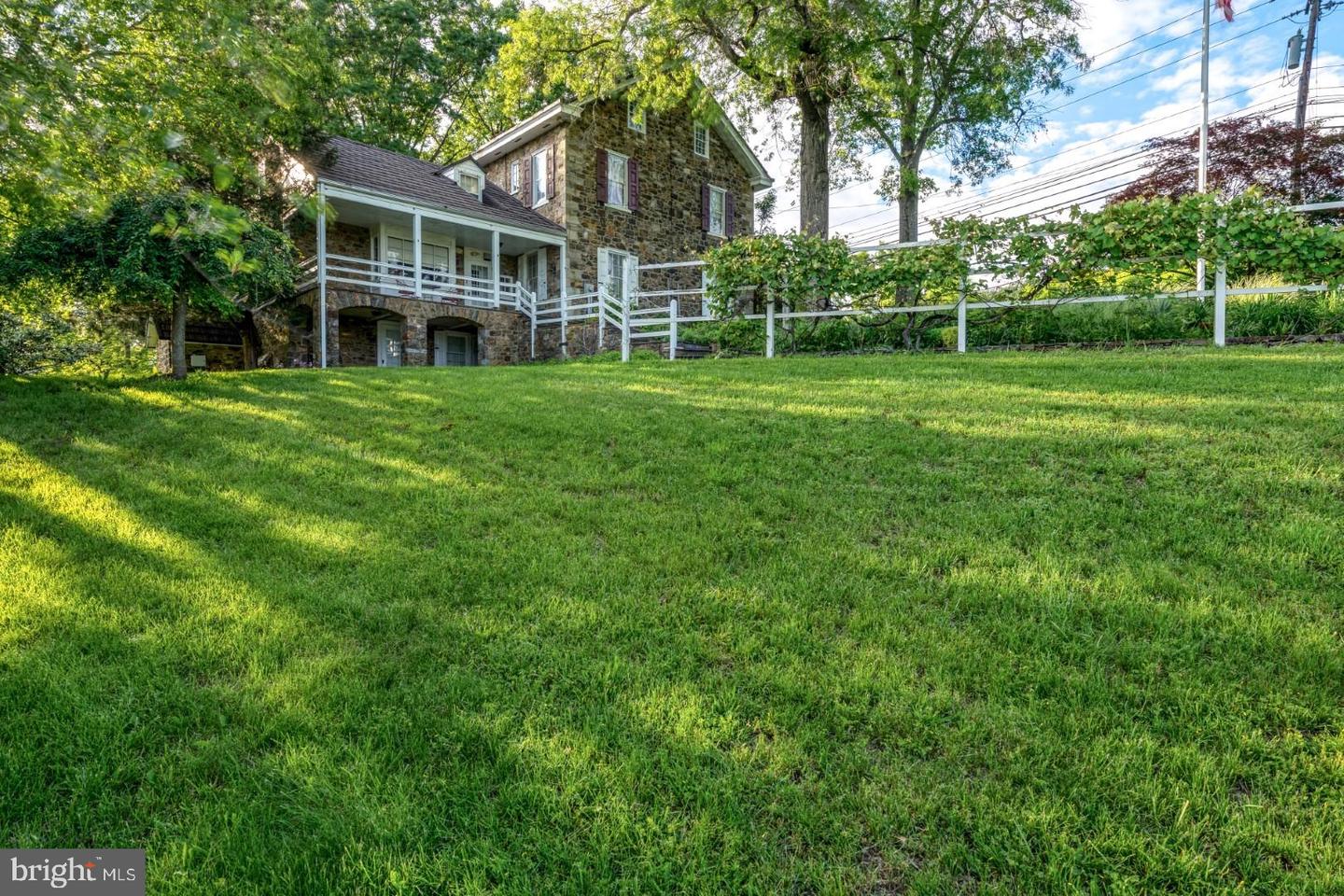 1160 Old Bernville Rd Property Photo 60