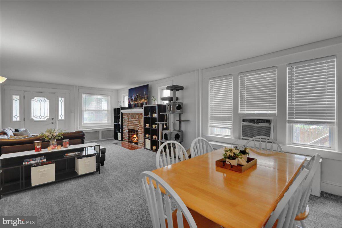 2212 Highland St Property Photo 9
