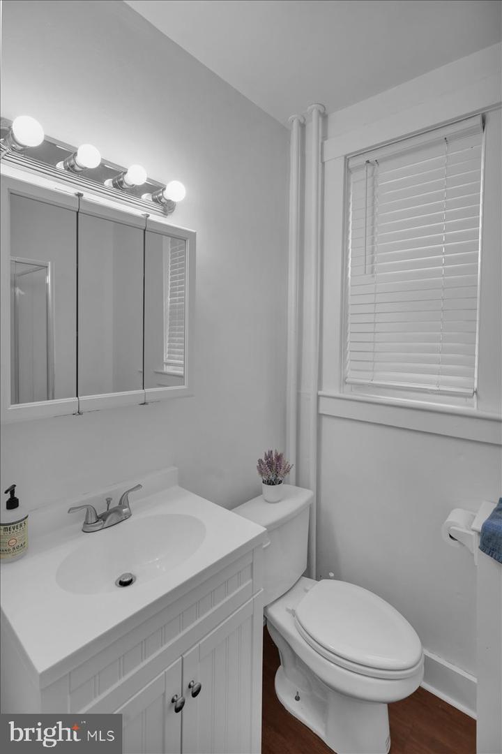 2212 Highland St Property Photo 13