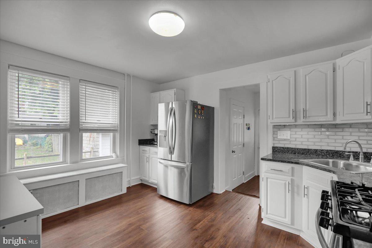 2212 Highland St Property Photo 15