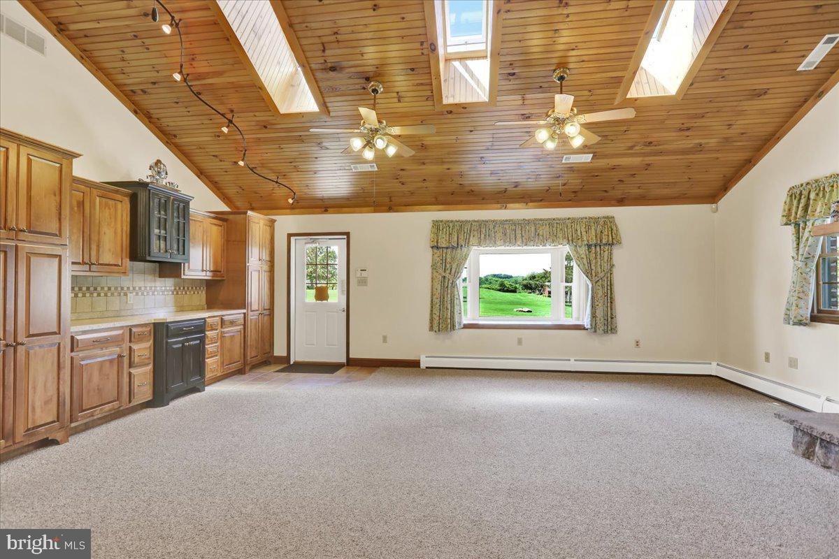 7 Zerbe Dr Property Photo 6