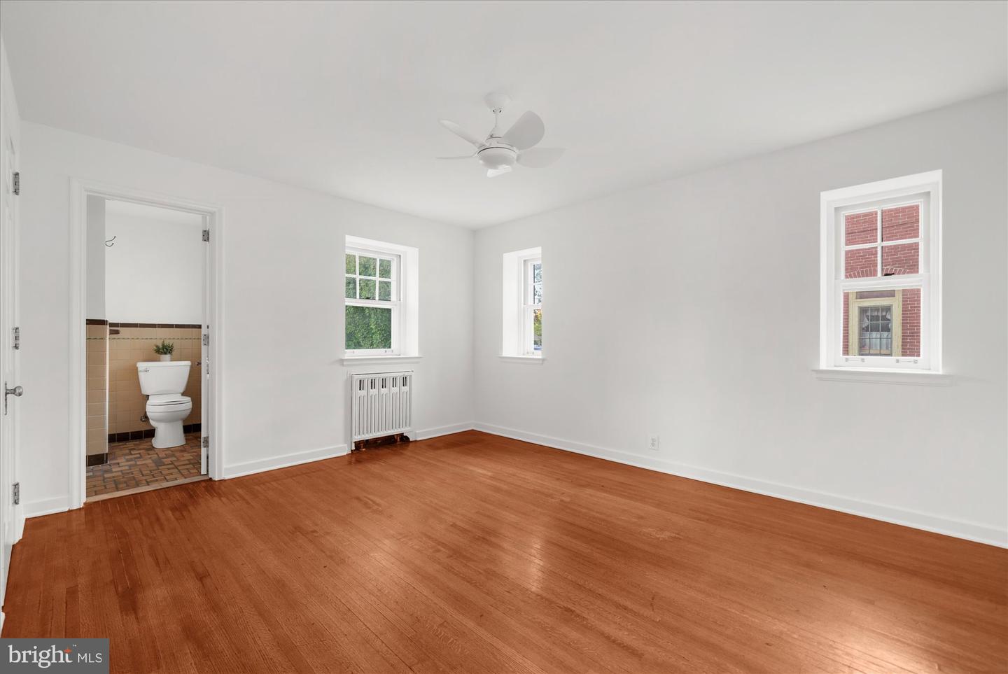 109 W Philadelphia Ave Property Photo 10