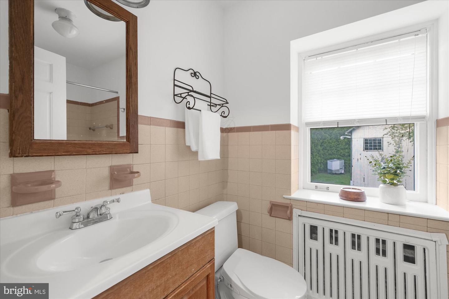 109 W Philadelphia Ave Property Photo 16