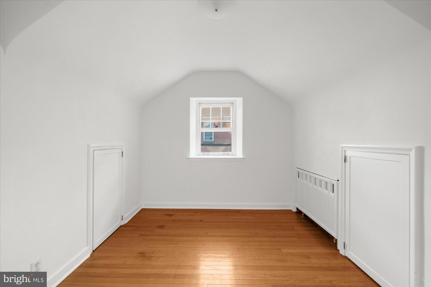 109 W Philadelphia Ave Property Photo 23