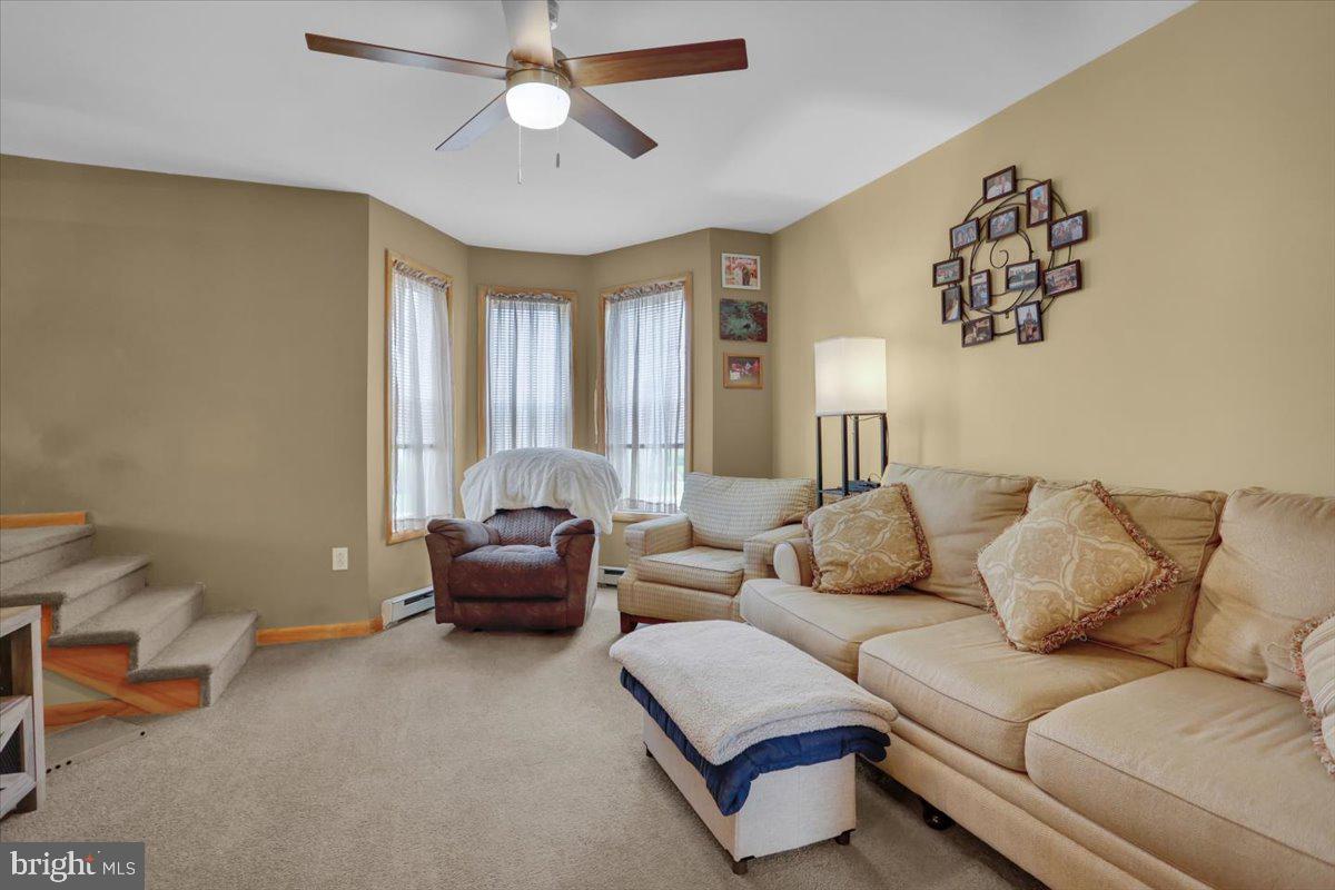 4449 Kutztown Rd Property Photo 6