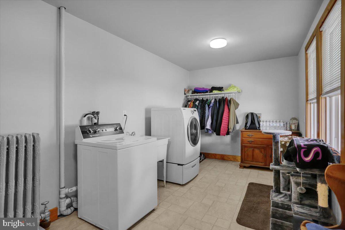 4449 Kutztown Rd Property Photo 8
