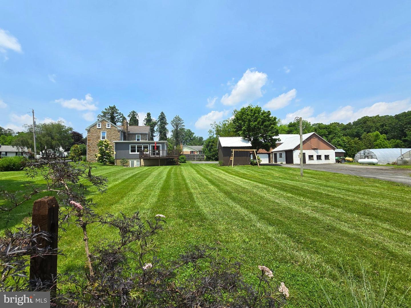 11 Clay Valley Rd Property Photo 1