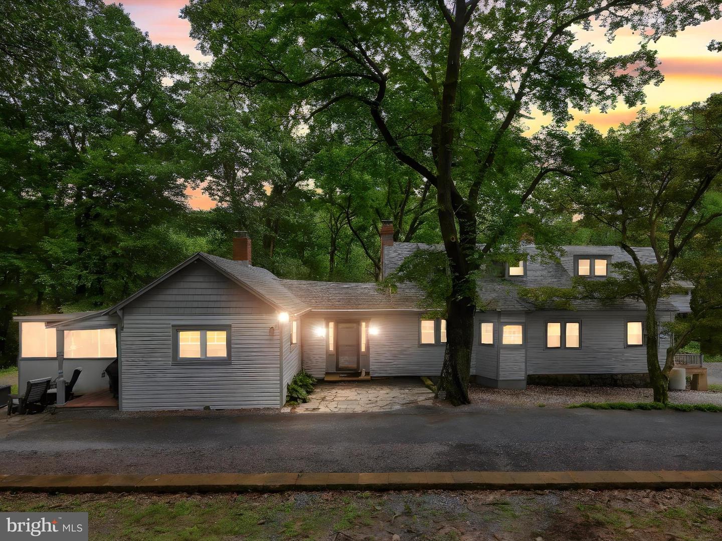 265 Ridgeway Rd Property Photo