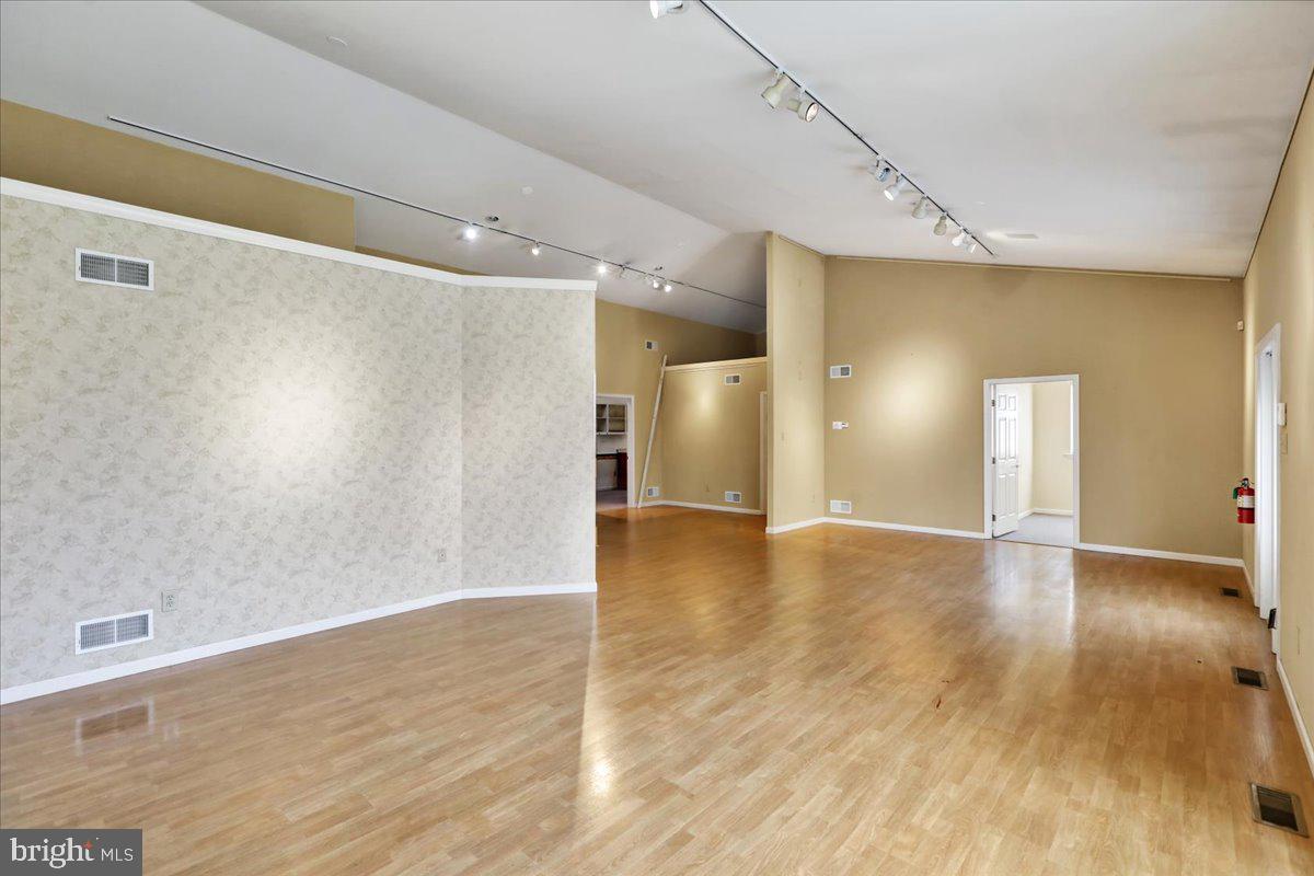 5 Old Wernersville Rd #1 Main Level Property Photo 3