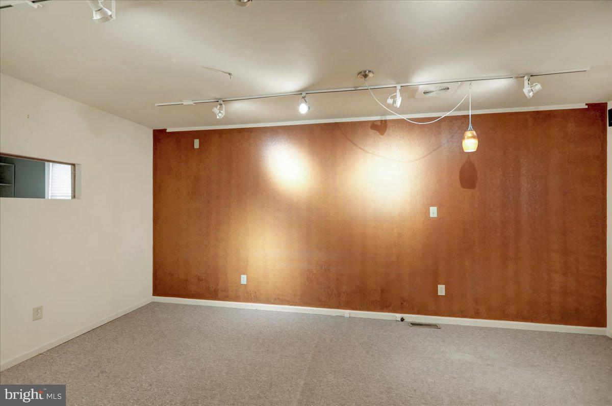 5 Old Wernersville Rd #1 Main Level Property Photo 9