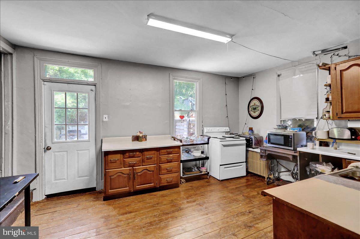 1634 Moselem Springs Rd Property Photo 16