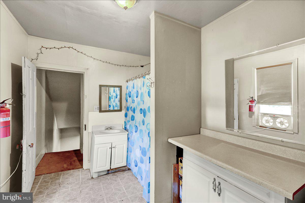 1634 Moselem Springs Rd Property Photo 17