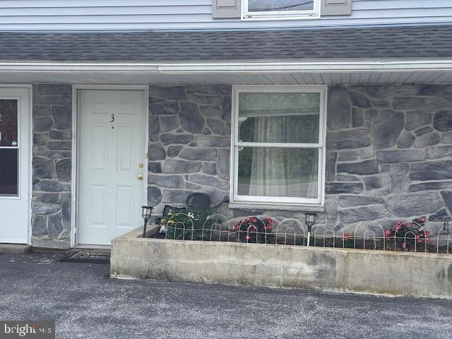 709 Hill Rd Property Photo 1