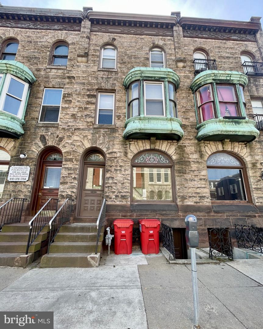 526 WALNUT ST Property Photo 1