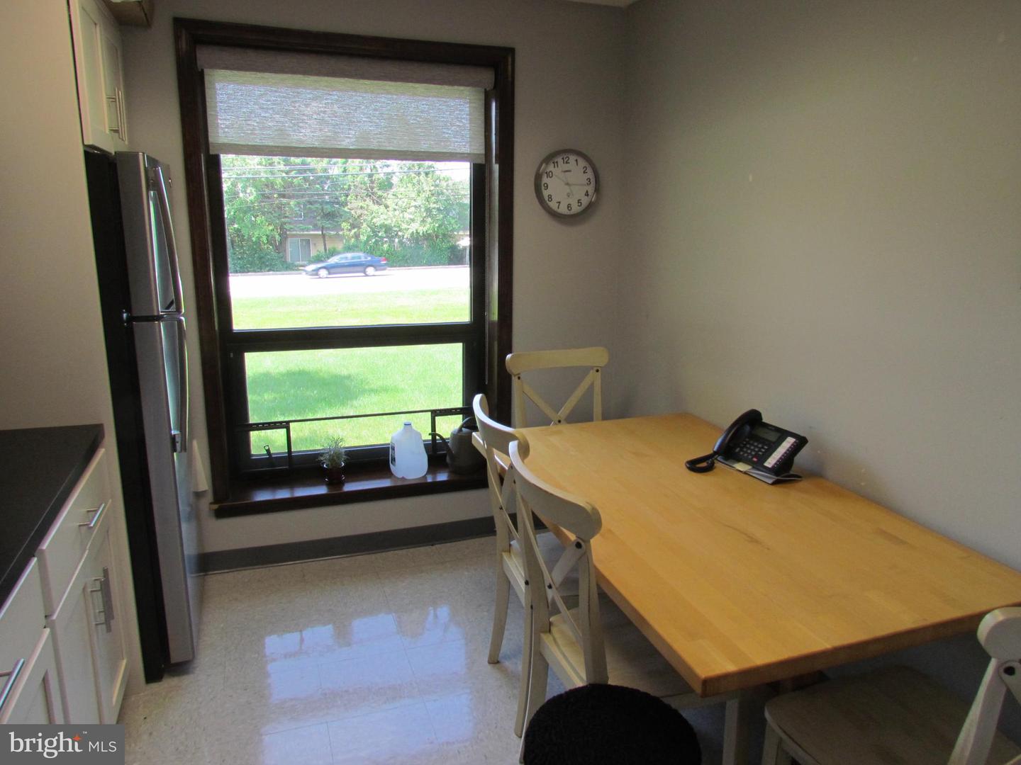 2650 Westview Dr #h Property Photo 8