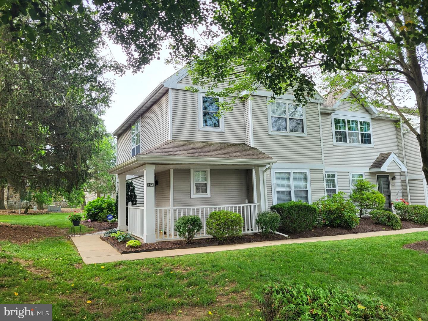113 Laurel Ct Property Photo 1