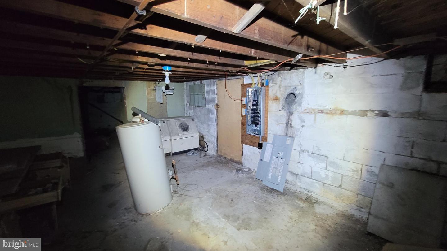 1257 Chester St Property Photo 13