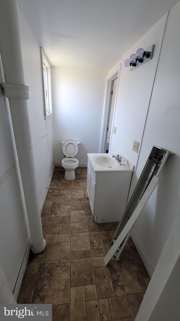 1257 Chester St Property Photo 33
