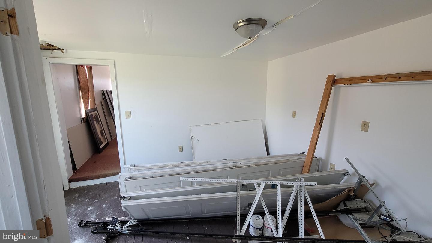 1257 Chester St Property Photo 38