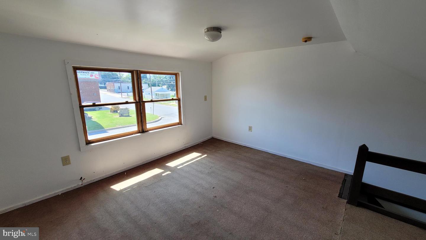 1257 Chester St Property Photo 45