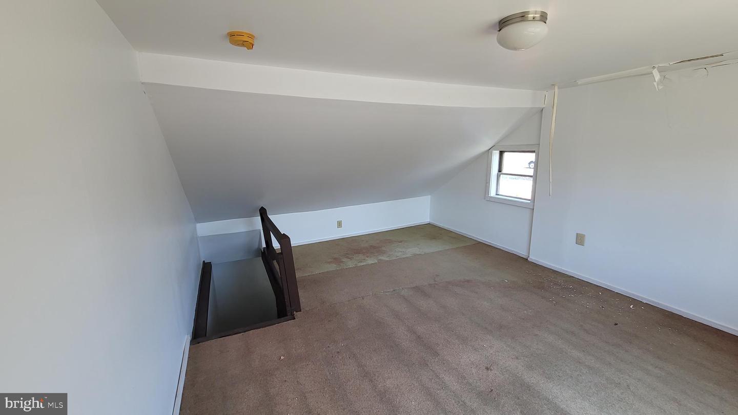 1257 Chester St Property Photo 47