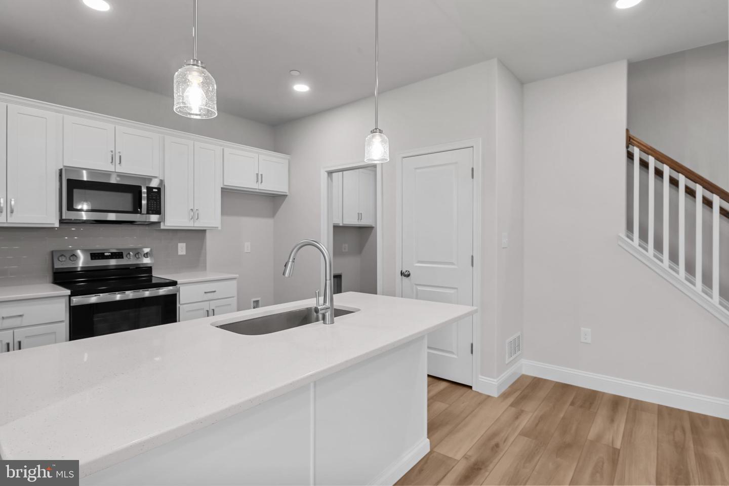 209 Lucille Way #lot 23 Property Photo 6