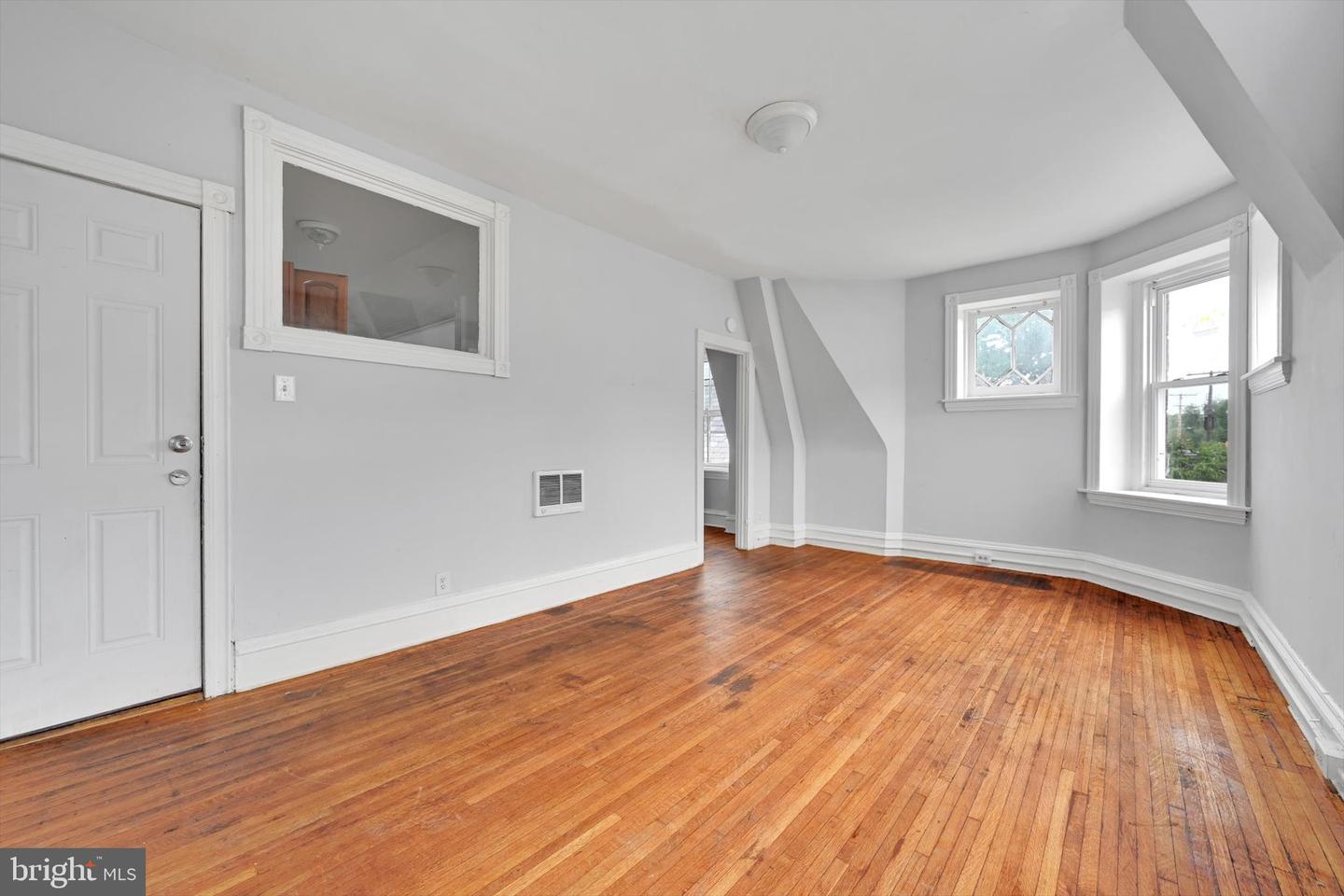 1330 Perkiomen Ave Property Photo 9