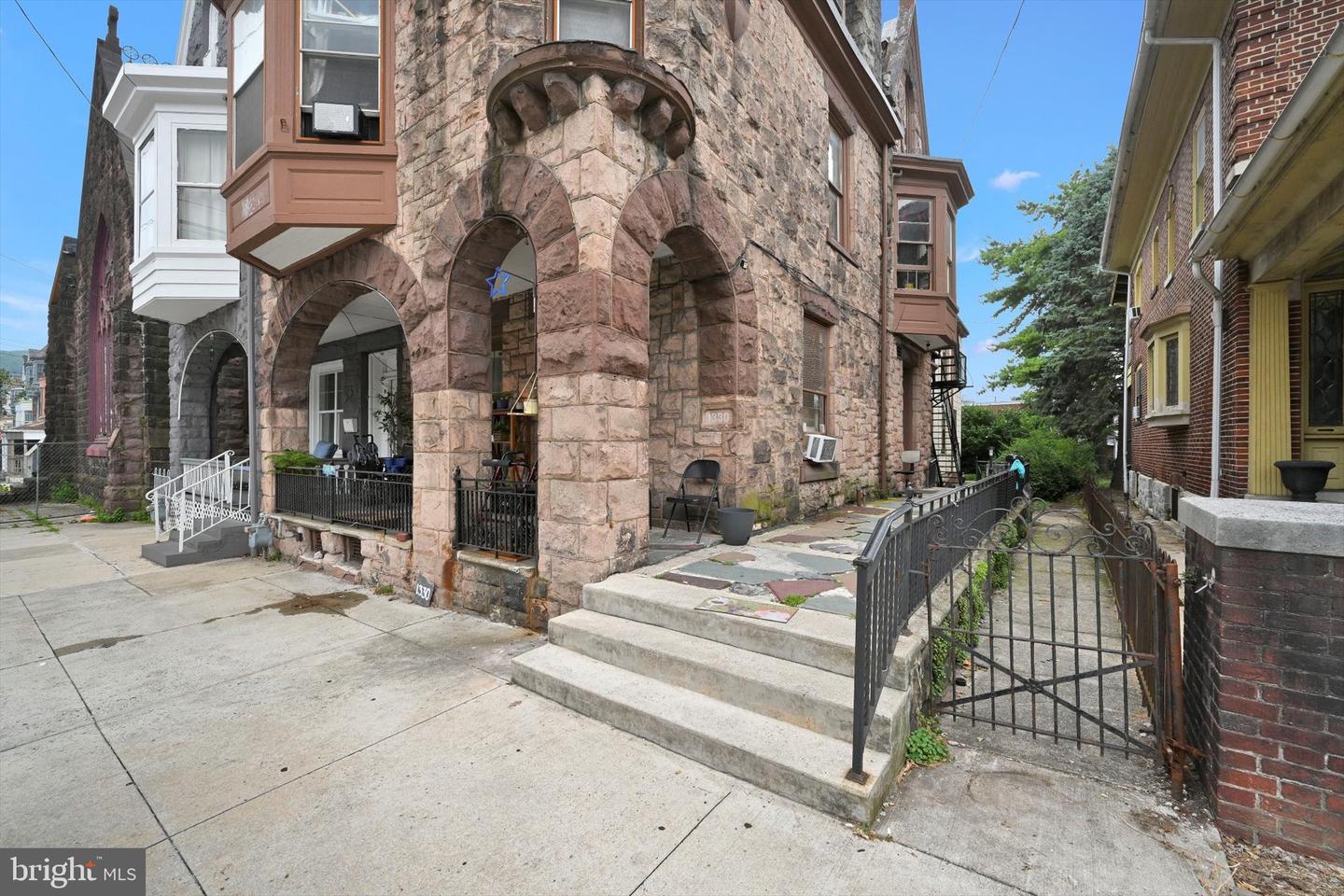 1330 Perkiomen Ave Property Photo 2