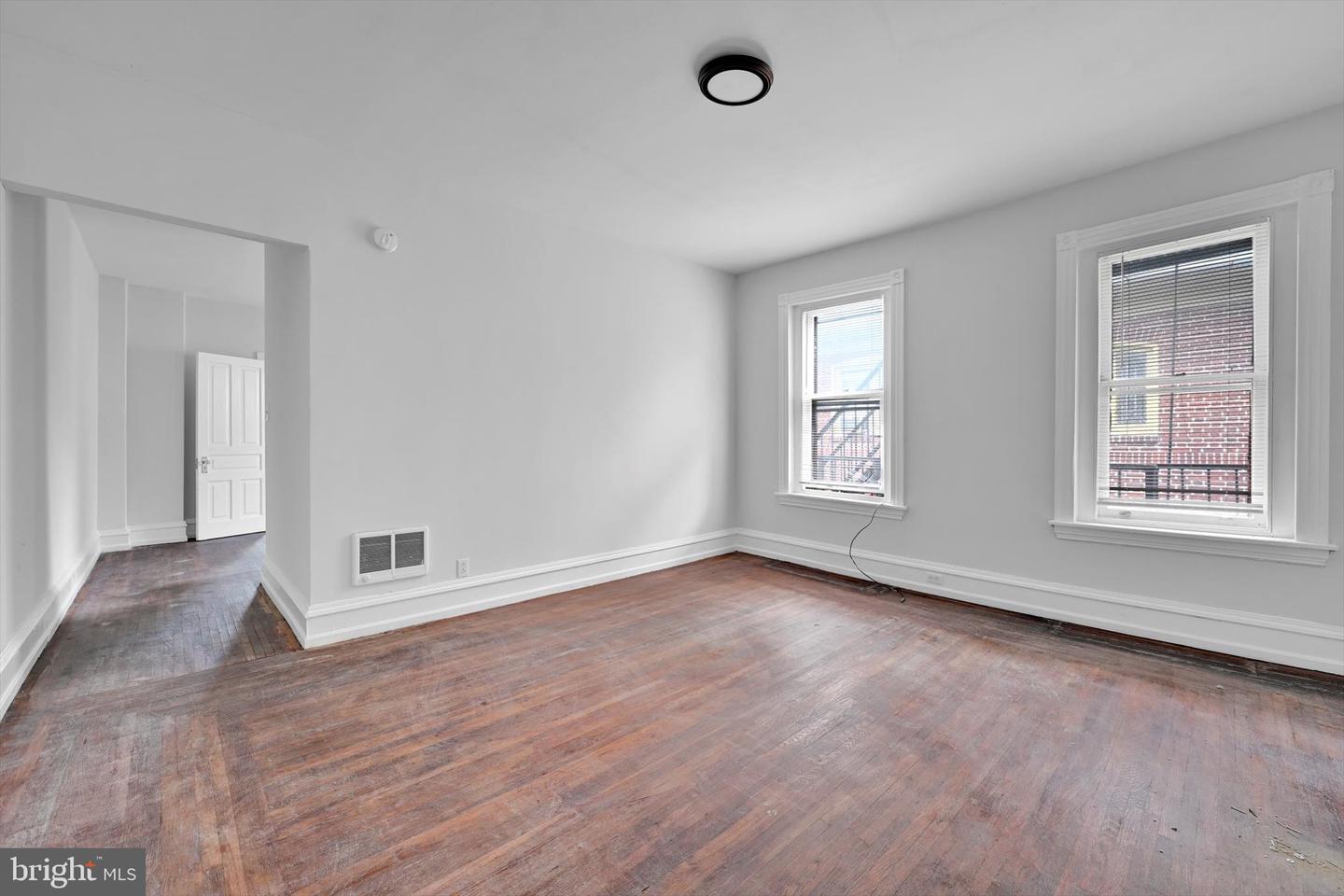 1330 Perkiomen Ave Property Photo 5