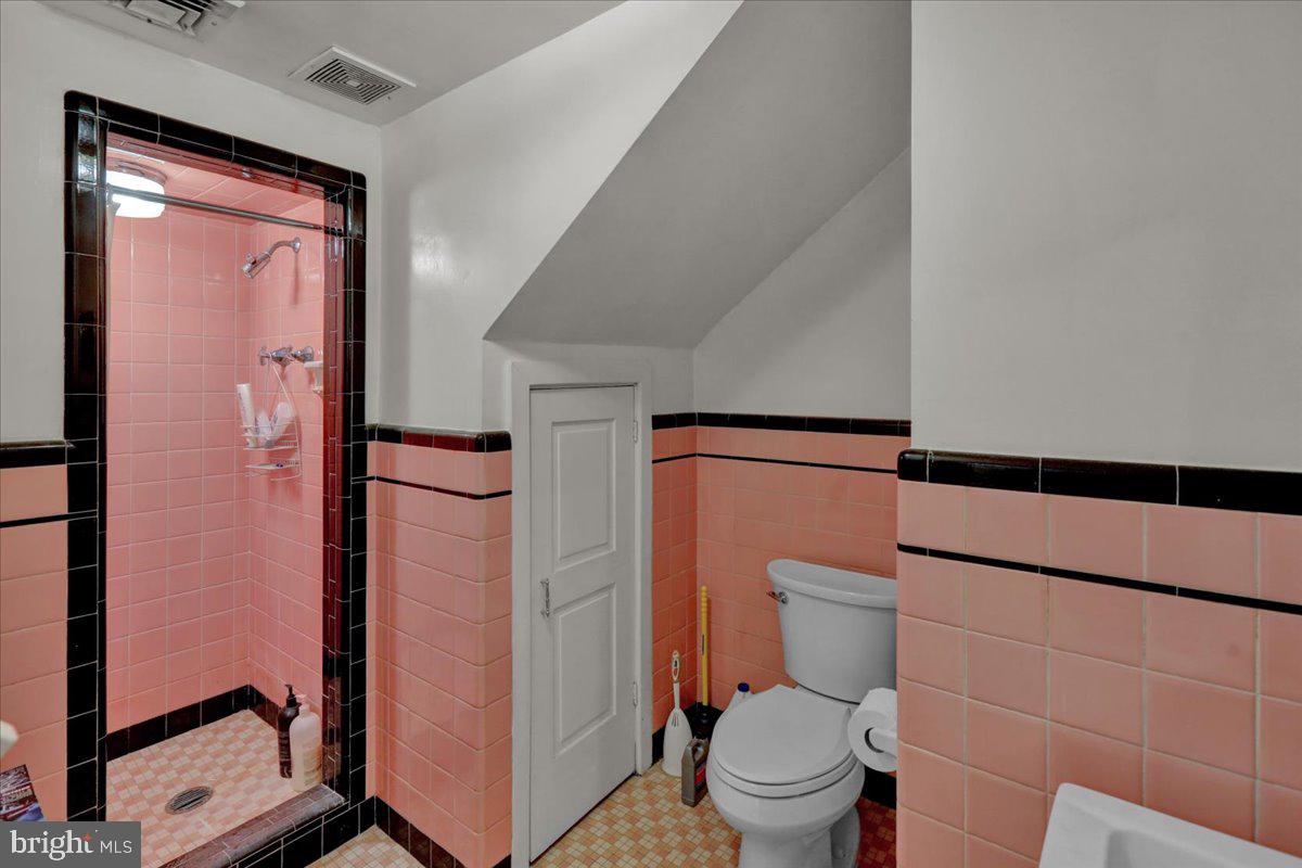 36 S 4th St Property Photo 15