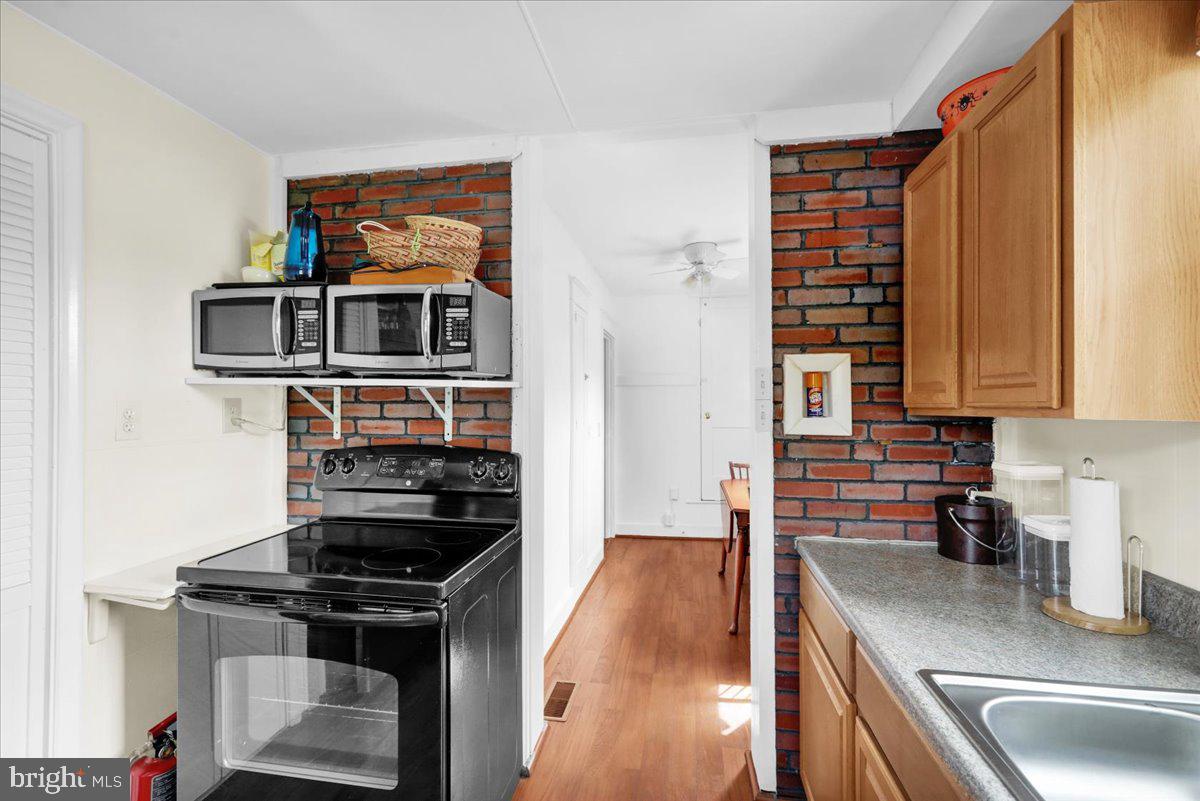 325 E Lancaster Ave Property Photo 23