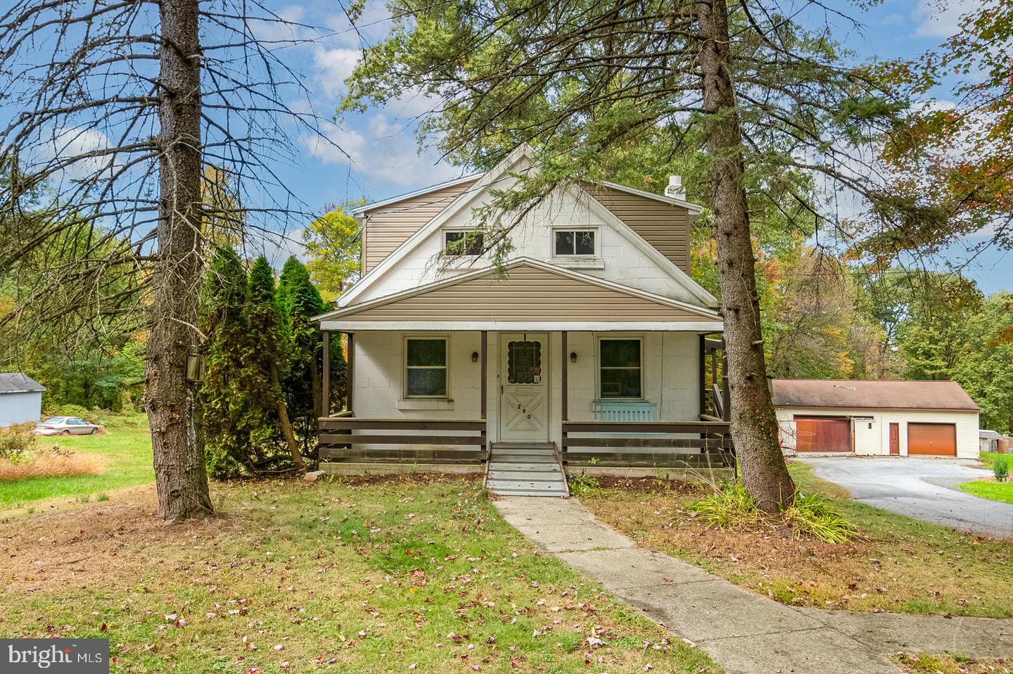 290 Walnuttown Rd Property Photo 1