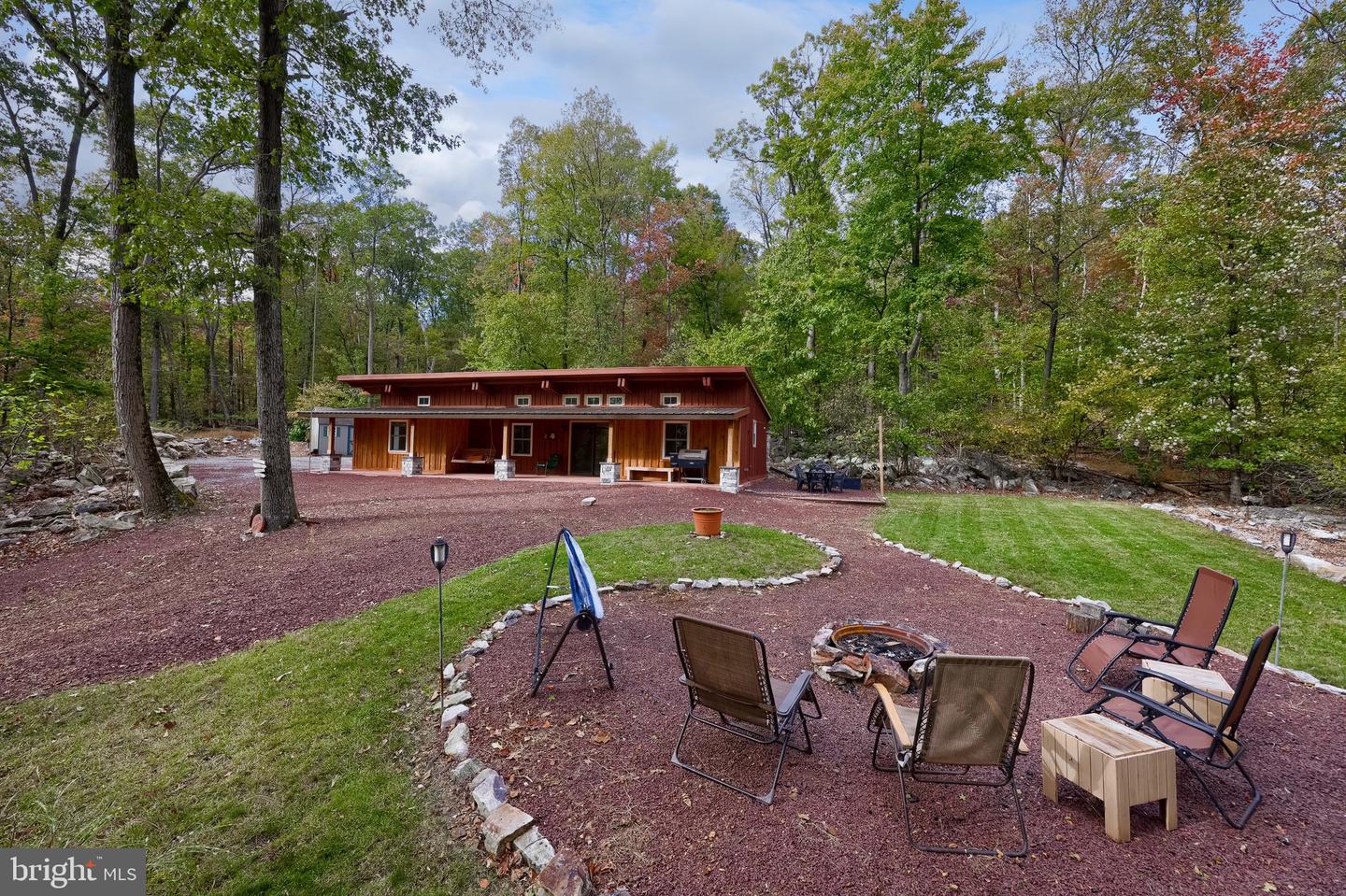 485 Airport Rd Property Photo 1